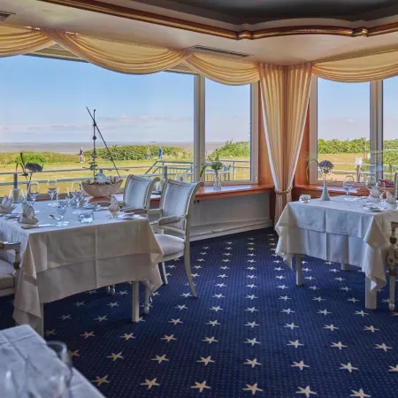 Badhotel Sternhagen Отели в г. Куксхафен