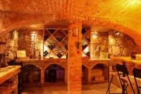 Apartments SHISHKA Hotels in Siska District