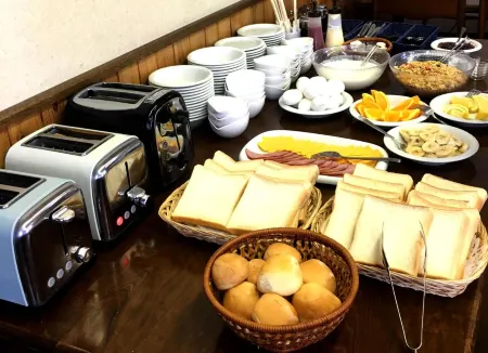 Rusutsu Lodges Pension Lilla Huset Отели рядом с достопримечательностью «Rusutsu Shrine»