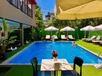 วูล์ฟ ออฟ เดอะ ซิตี้ โฮเทล แอนด์ สปา