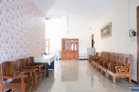 Homestay Griya Kinasih Syariah Pati Mitra RedDoorz فنادق في Pati