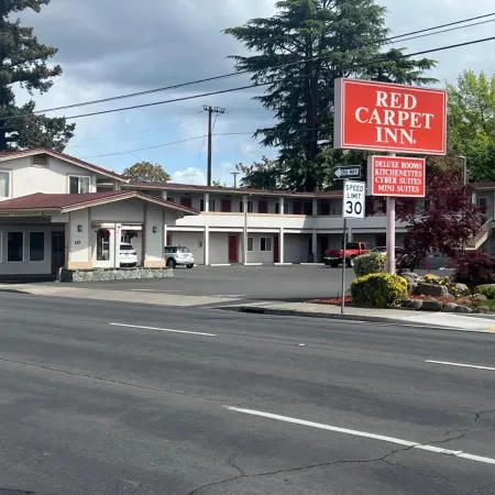 Red Carpet Inn Medford