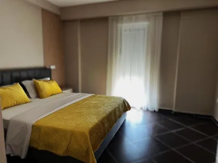 Hotel Nais Beach Отели в г. Дуррес