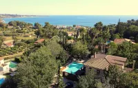 Okeanis Apartments & Suites Adults Only - Swimmingpools