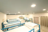 Blue Beds Hostel - Hostels