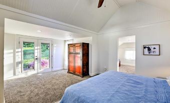 Ferndale Cottage on Private 20 Acre Farm!