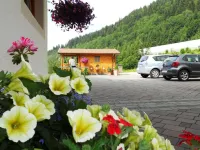 Ferienhaus Eva - parking