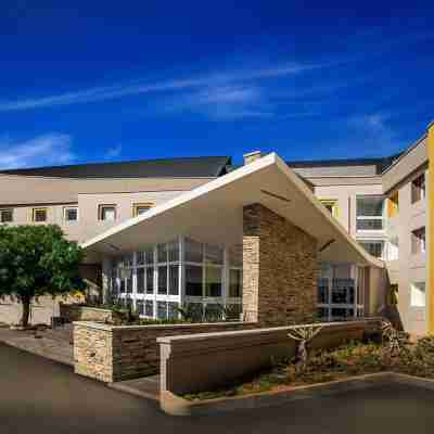 Sun1 Southgate Hotel Exterior