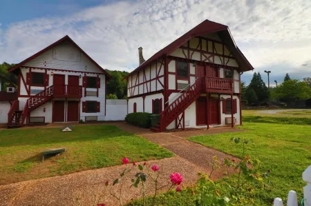 Alpine Village Inn