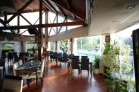 Howard Johnson by Wyndham, Villa General Belgrano
