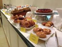 Ambassador Palace Hotel - breakfast