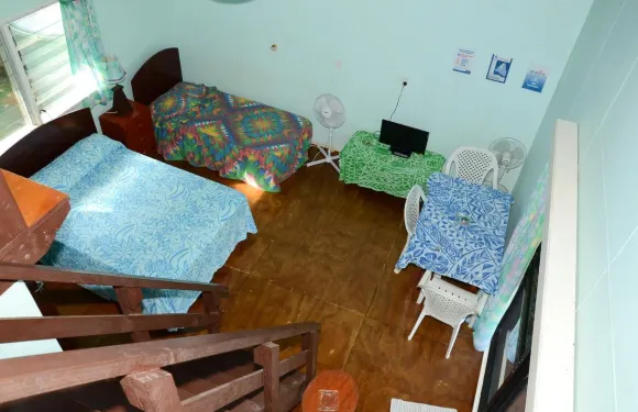 吉娜的花園酒店