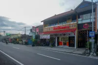 RedDoorz Syariah Near Exit Toll Ngemplak Solo