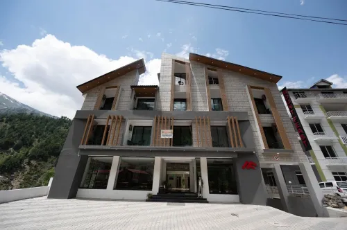 Mount Feast Hotel Hotel di Naran