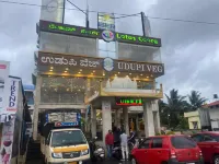 Lake Residency Hotels in Baichanalli