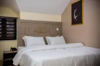 Mitos Luxury Suites (Bode Thomas) Hotels in Apapa