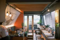 PituRooms Hotels in Sidomukti