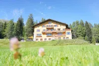 Hotel Chesa Spuondas Hotels in Silvaplana