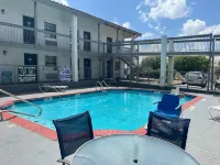 Studio 6 Suites Euless, TX – DFW West