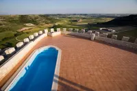 Residencia Real del Castillo de Curiel Hotels in San Bernardo