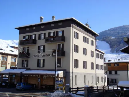 Hotel Capitani