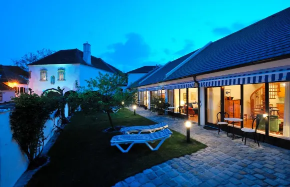 尼古拉斯澤奇酒店