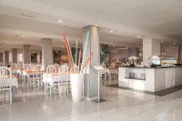 Apartamentos Palm Garden by LIVVO Hotels near Morro Jable promenade