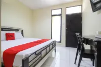 RedDoorz Near Puskesmas Sei Jang Tanjung Pinang 빈탄 호텔