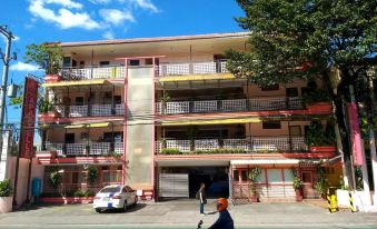 Sola Eleganza Apartelle