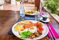 Waikiki Apartments - servizio colazione