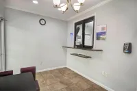 Motel 6 Humble, TX - Houston International Airport - Pet Friendly