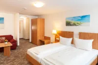Maximilian Hotel & Apartments Weil am Rhein / Basel Hotels near COLAB Gallery GmbH