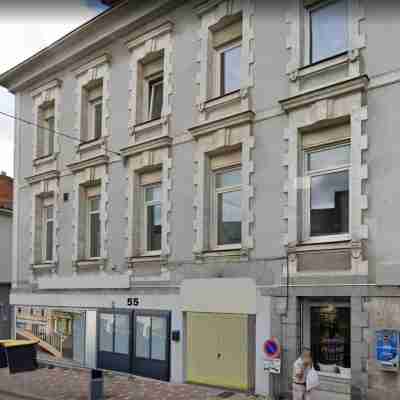 Corner-Set Cholet Centre Hotel Exterior