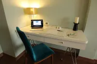 부육 사루한 호텔