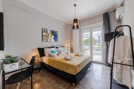 Bijou Apartment in Glyfada Center