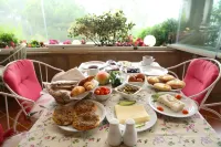 Merry Land Hotel Hotels in Khenchara