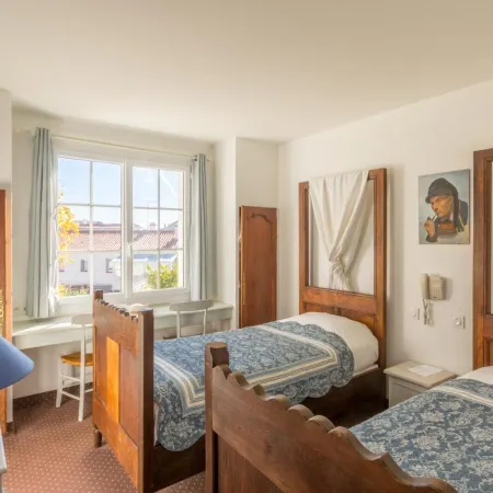 Le Manoir de l'antiquité Hotel di Challans