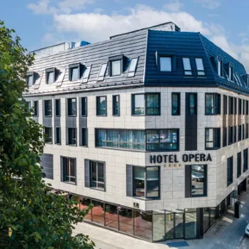 Hotel Opera Hotels near Old Town