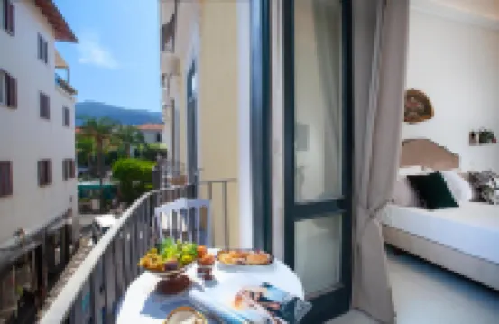 Grace Suites Sorrento