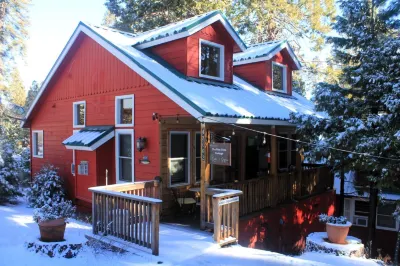 Elliott House Boutique Inn Hotels in Fresno County
