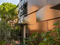 Grandi 32 Boutique Residence Hotels in Segrate