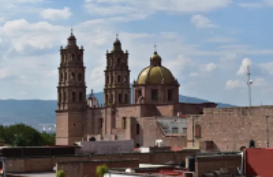 El Suburbio - Serapio Rendon