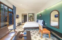 Brick House Dalat Hotel - 3-Star