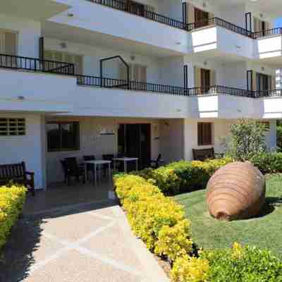 Venecia Apartments Hotel Exterior