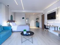 9 Luxury Rooms Hotels in Toroni