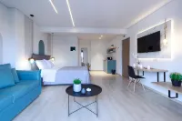 9 Luxury Rooms