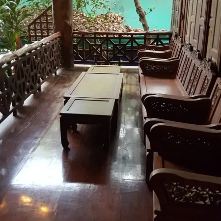 Ruean Mai Chai Khlong