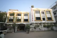 Hotel Sujata - 3-Star