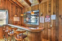 Sandford Vacation Rental Near Airport and Lake!