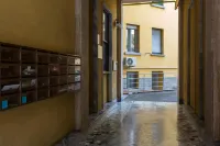 Yellow Line Apartment Hotels in Cormano
